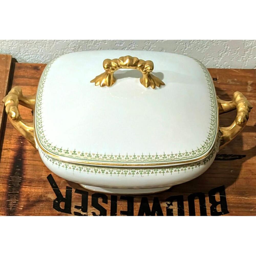 LIMOGES FRANCE JEAN POUYAT - COVERED HANDLED SERVING DISH Gold/Green Trim 8in
